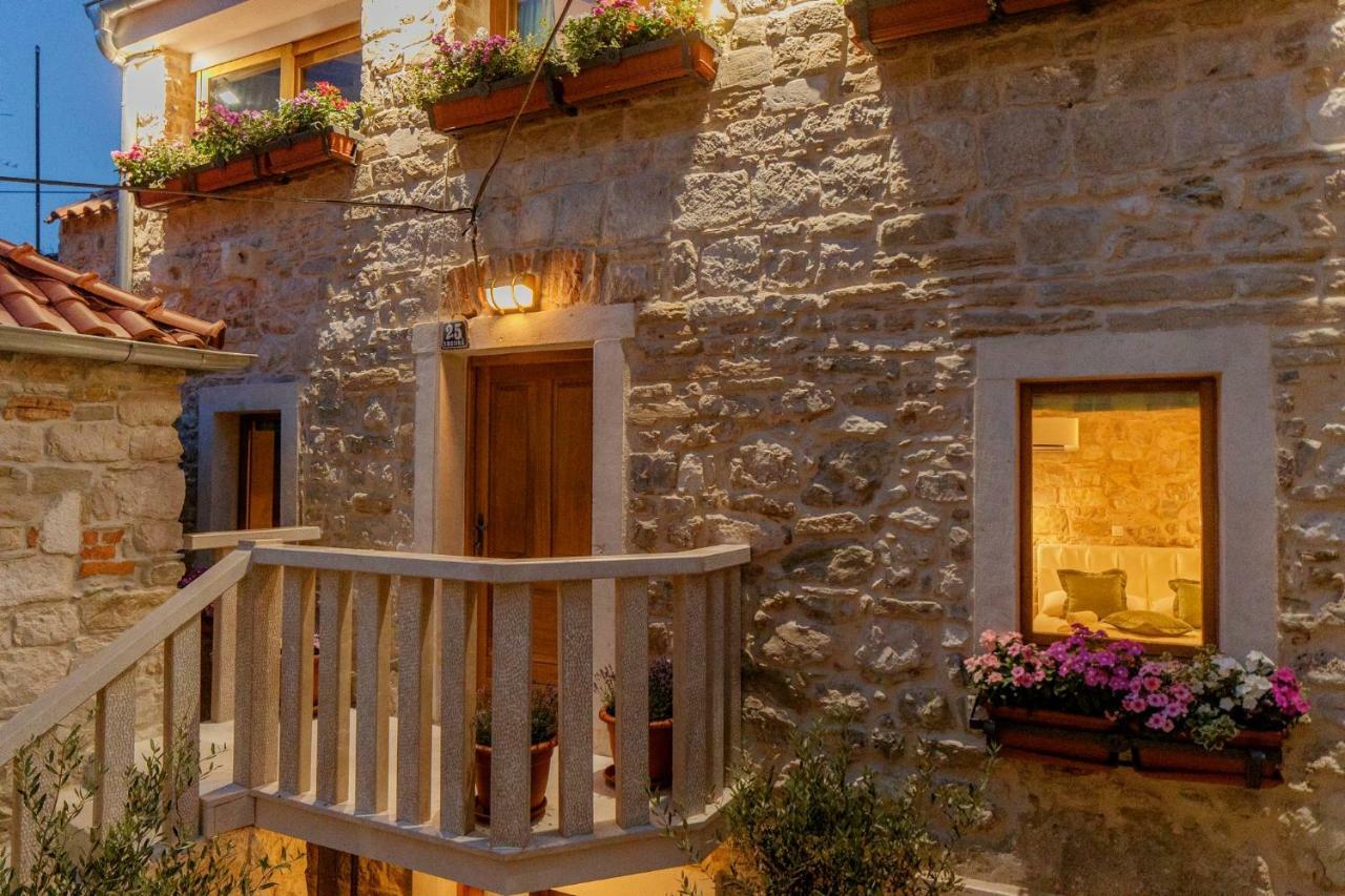 Stone House Luxury Rooms Spalato Esterno foto