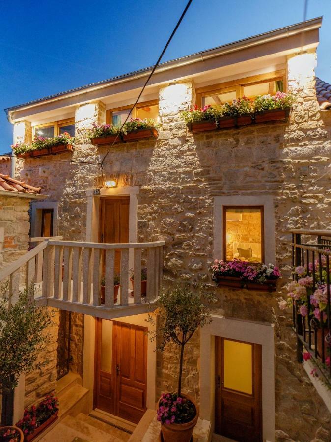 Stone House Luxury Rooms Spalato Esterno foto