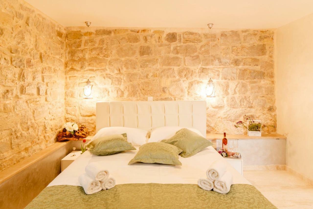Stone House Luxury Rooms Spalato Esterno foto